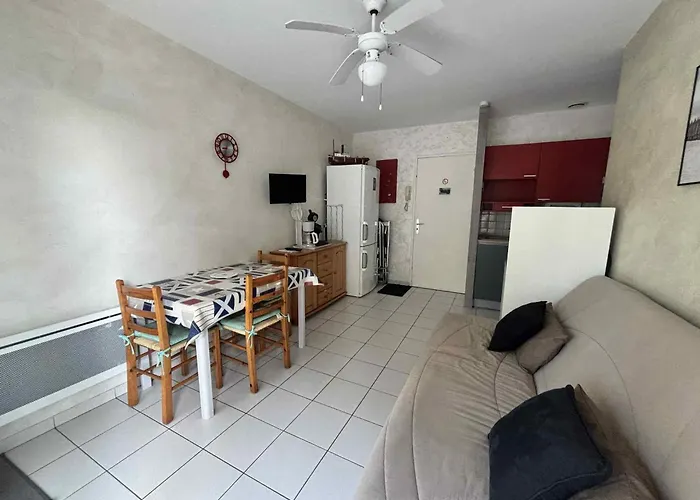 Confortable Au Centre-ville, A 400m Des Plages, Parking Inclus - Fr-1-194-305 Apartment La Tranche-sur-Mer