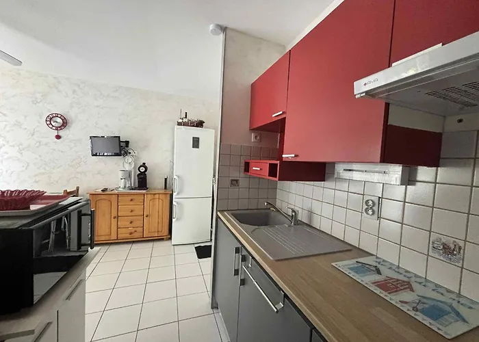 Confortable Au Centre-ville, A 400m Des Plages, Parking Inclus - Fr-1-194-305 *